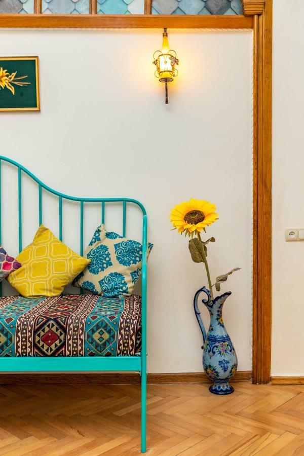 ★ Blue Door Rhapsody ★ - Special Stay In Old Town! Tbilisi Zewnętrze zdjęcie