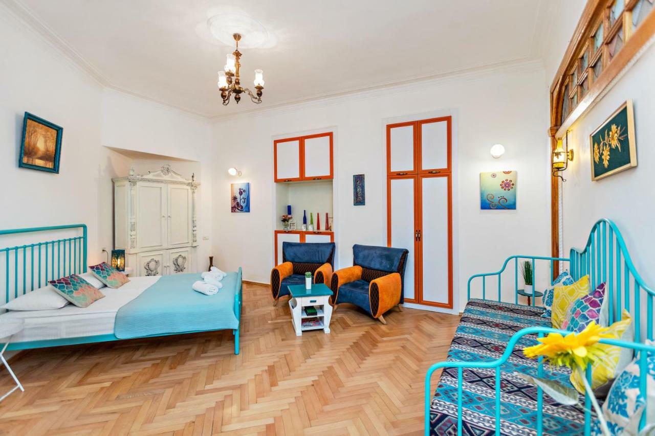 ★ Blue Door Rhapsody ★ - Special Stay In Old Town! Tbilisi Zewnętrze zdjęcie