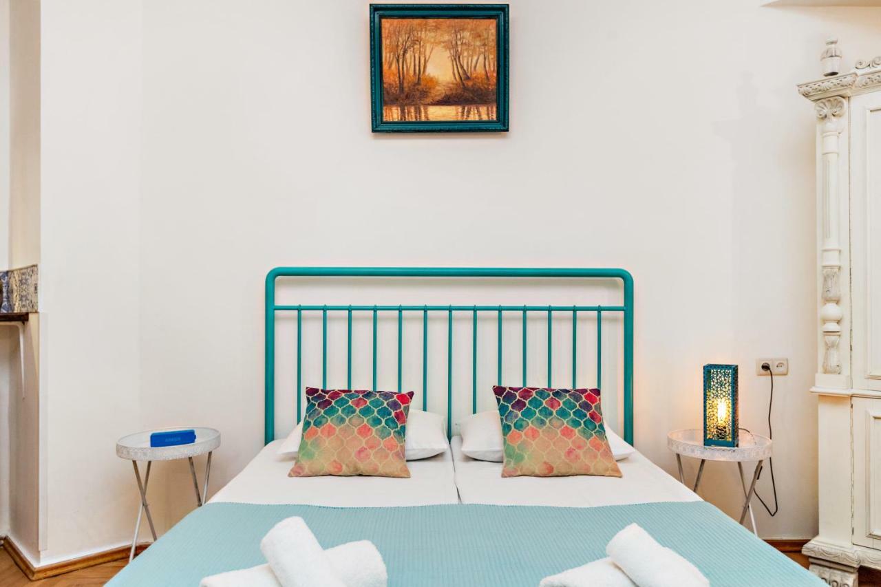★ Blue Door Rhapsody ★ - Special Stay In Old Town! Tbilisi Zewnętrze zdjęcie