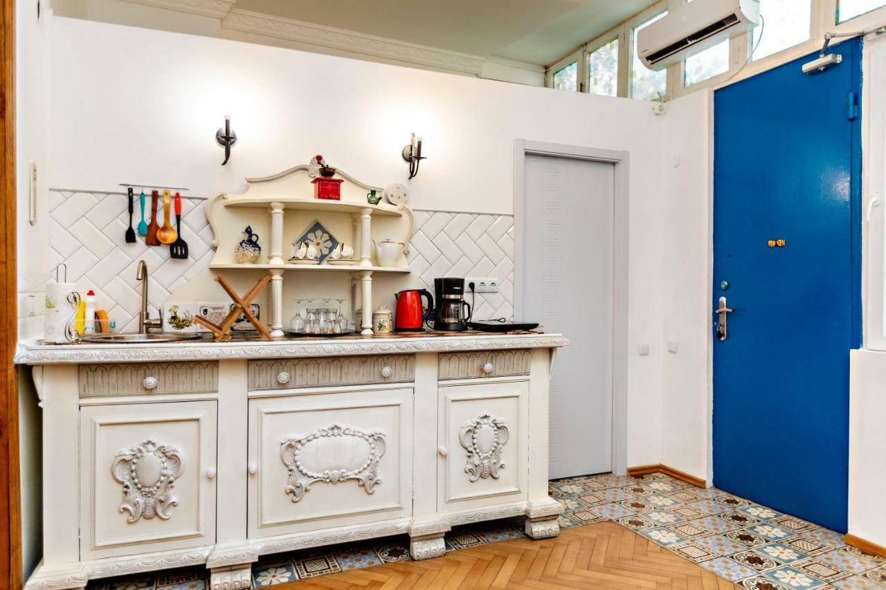 ★ Blue Door Rhapsody ★ - Special Stay In Old Town! Tbilisi Zewnętrze zdjęcie